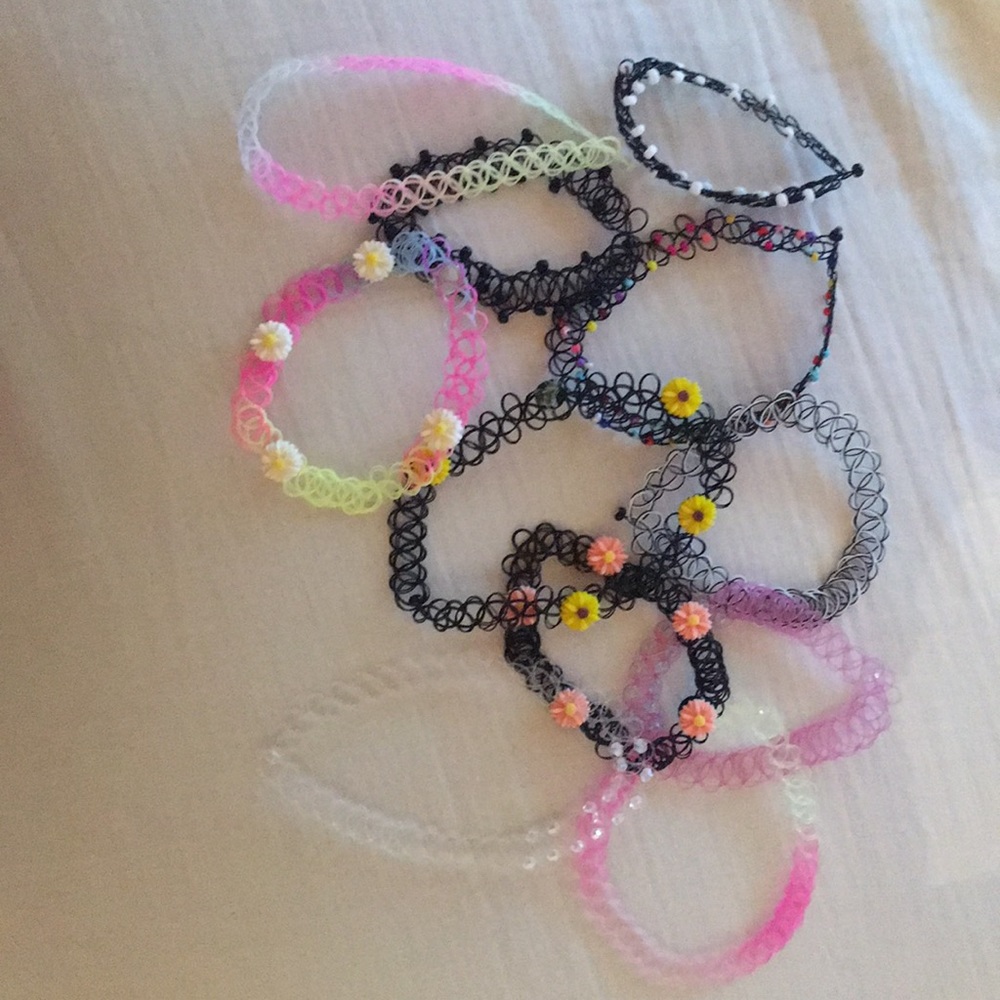 Pack of 11 assorted chokers